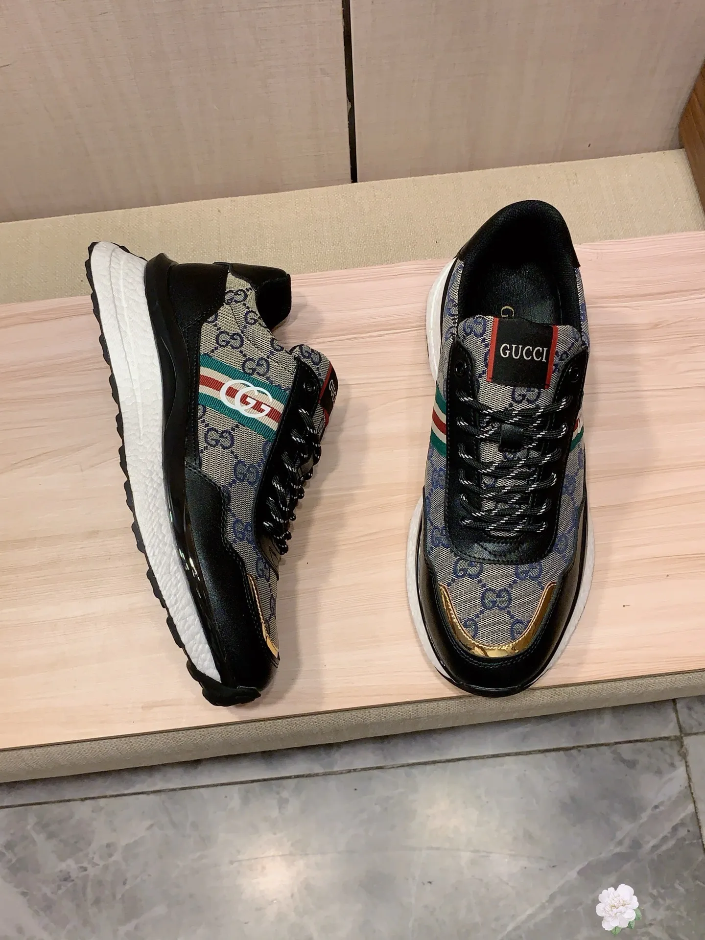 Men's men's shoes💰460💰💰🎩🎩[Lightning][Lightning] "GUCCI*" The latest and most popular casual shoes, top brands [Seduce] luxury~purchase, top~quality. [Strong] The upper is made of imported breathable cowhide with fabric material ➕ Breathable sheepskin feet (•) and fine workmanship. The original stylish and stylish soft rubber wear-resistant and non-slip outsole is light and comfortable on the feet. The real thing looks better when photographed in person. Code 004: Code: 38-44, 2️⃣colors selected
